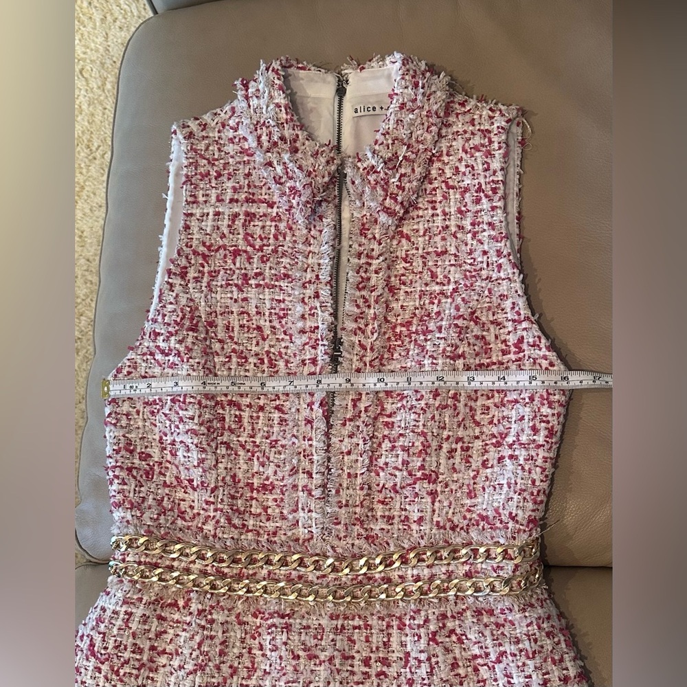 Alice + Olivia Pink and White Sleeveless Sheath Dress - Picture 8 of 10